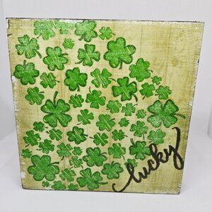 Handcrafted Home Decor St Patrick's Day Lucky Clover Mini Wood Sign Shelf Sitter